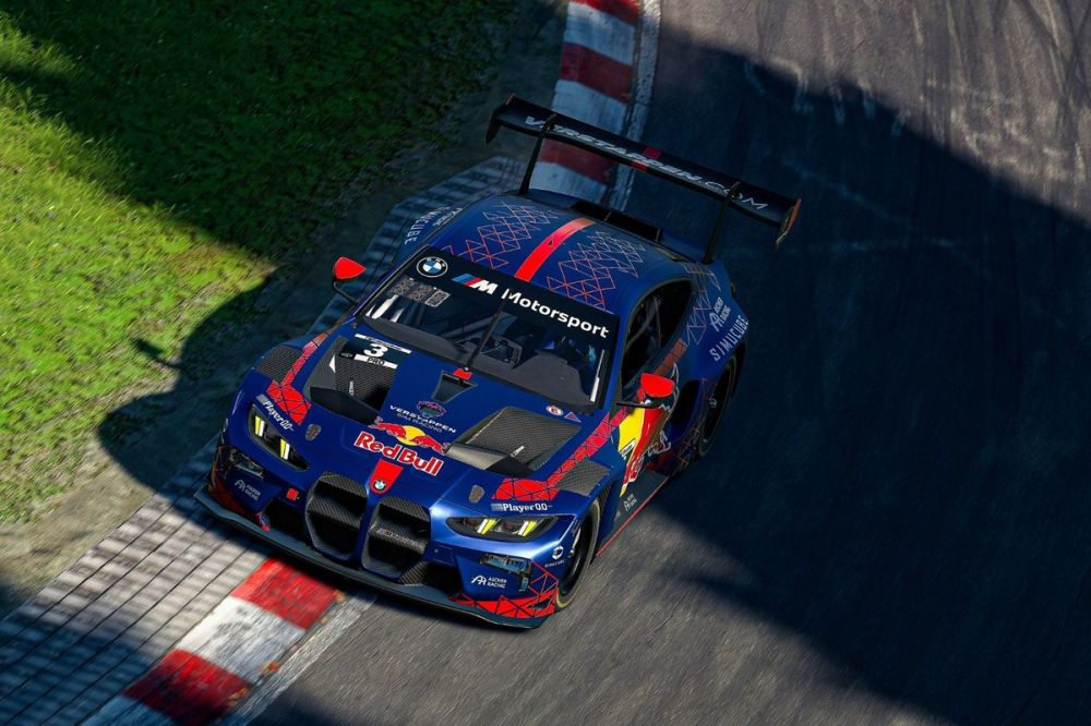 Verstappen tranforme le Team Redline en Verstappen Sim Racing