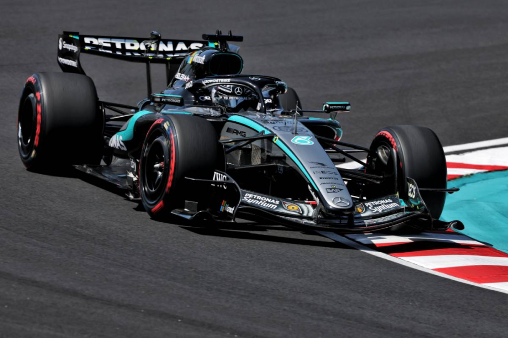 Mercedes écrase déjà Suzuka, Red Bull en alerte après des EL1 inquiétants