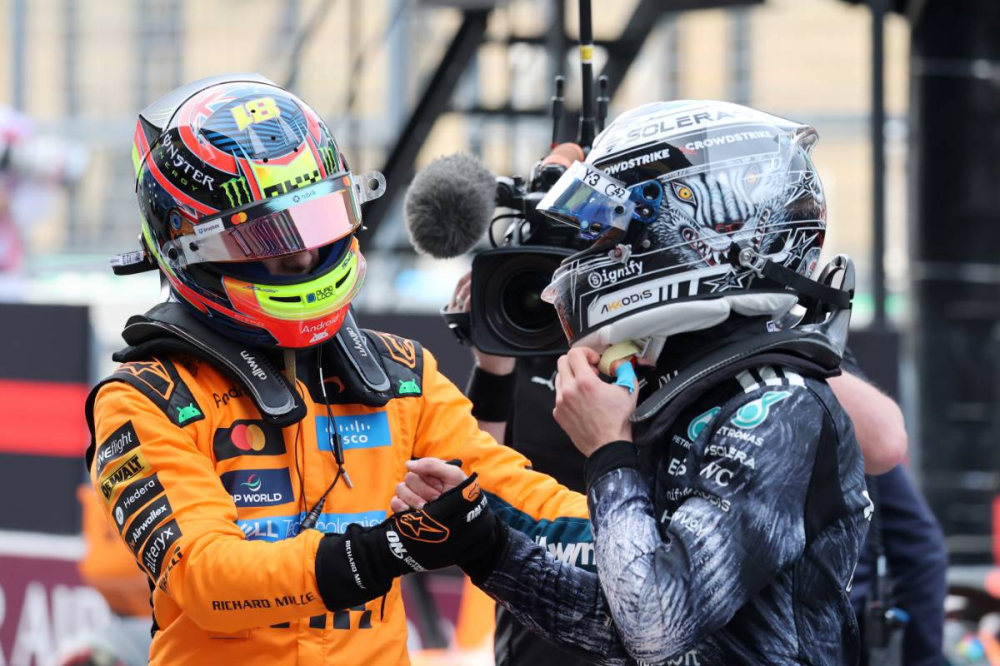 Oscar Piastri retrouve le sourire, mais rien à faire face aux Mercedes