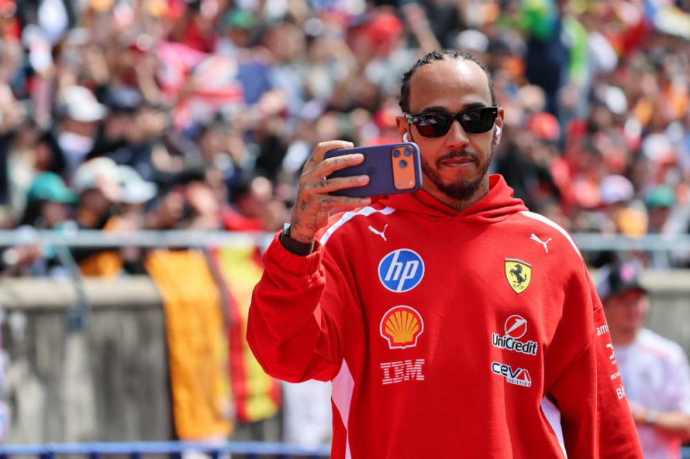 Lewis Hamilton pessimiste : les pilotes exclus des décisions clés sur les moteurs F1