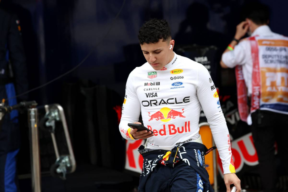 Isack Hadjar dévoile un objectif Red Bull inattendu