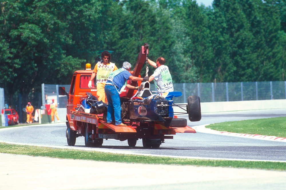 1er mai 1994, Senna se tue : Je me vois regarder et dire 