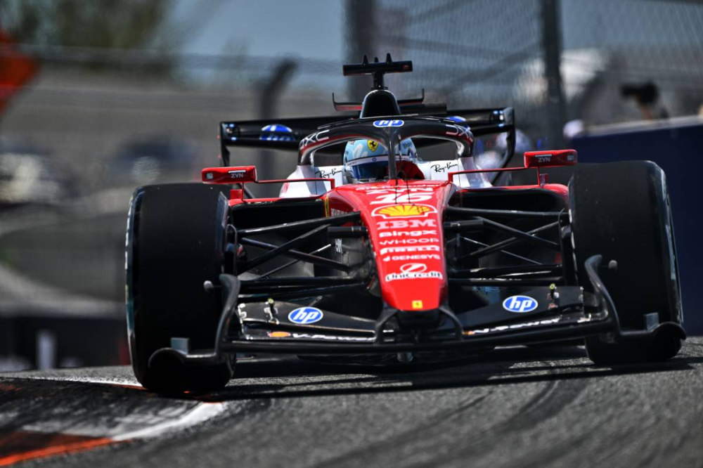 Ferrari frappe fort à Miami : Leclerc en tête des EL1, Mercedes déjà sous pression