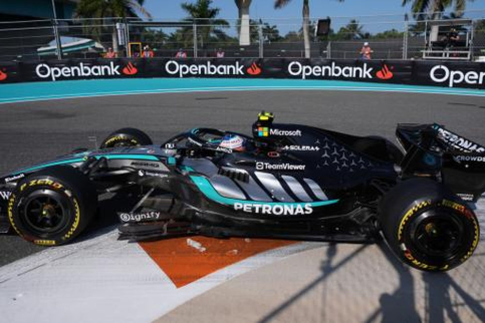 La saison de F1 redémarre après cinq semaines d’arrêt forcé, avec un paddock divisé sur la nouvelle réglementation