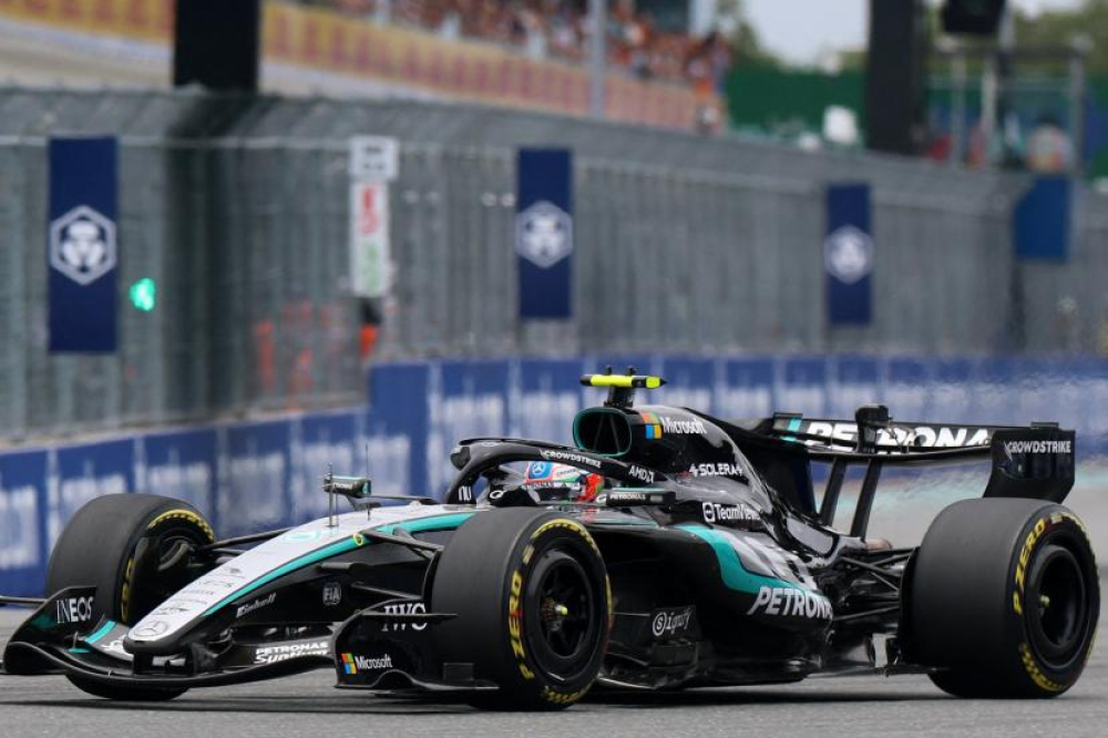 Kimi Antonelli remporte le Grand Prix de Miami devant Lando Norris et Oscar Piastri et signe un 3e succès d'affilée après la Chine et le Japon