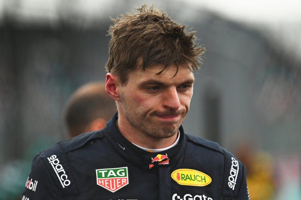 Max Verstappen pénalisé mais chanceux à Miami