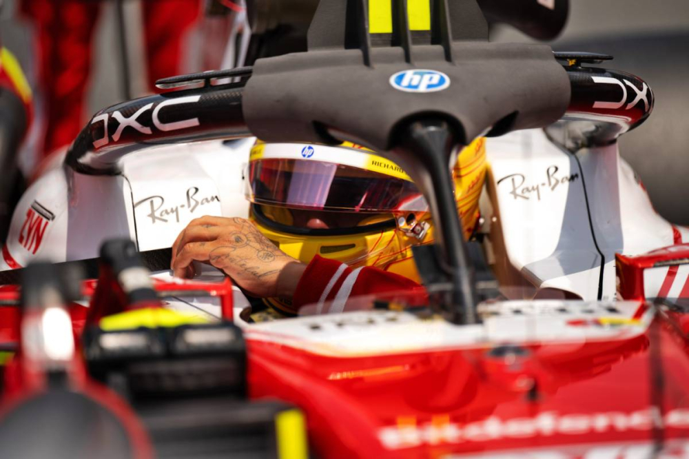 Lewis Hamilton change tout chez Ferrari : 