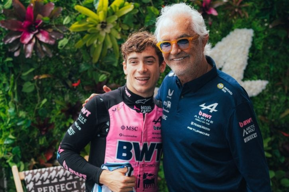 Flavio Briatore maintient la pression sur Franco Colapinto malgré la septième place de Miami