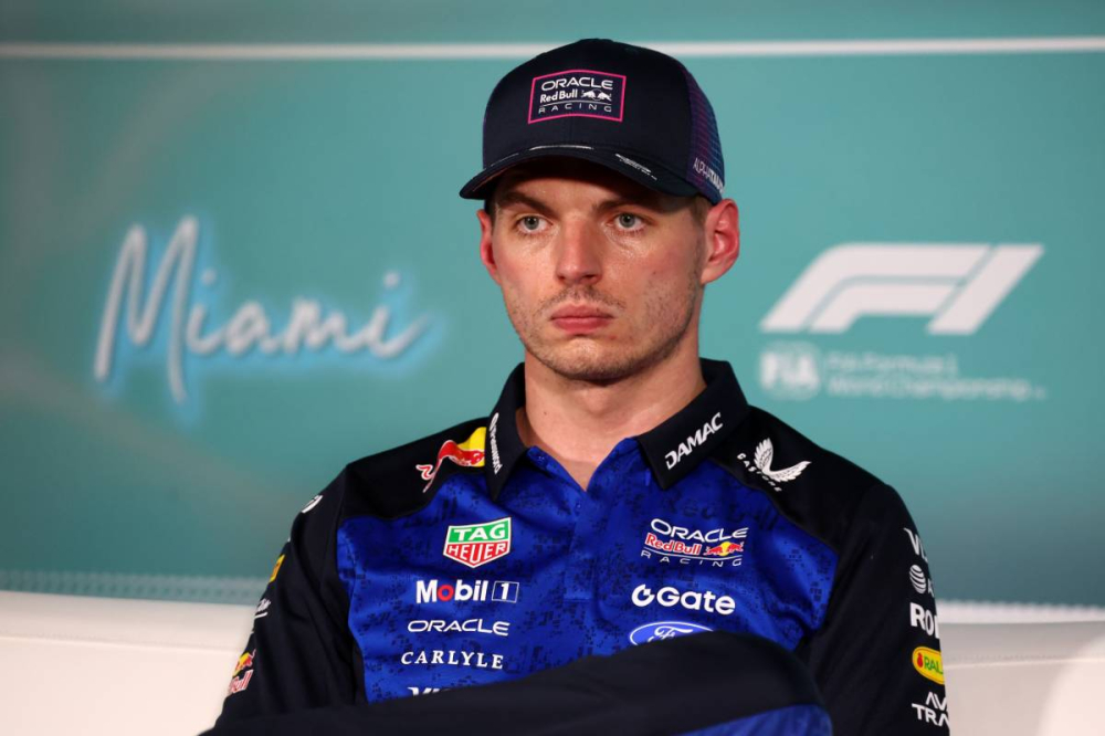 Verstappen poussé vers Ferrari : 