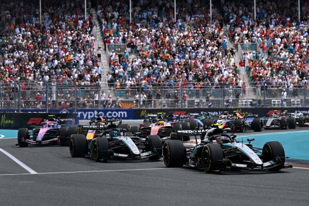 Mercedes doit vite régler ses départs 