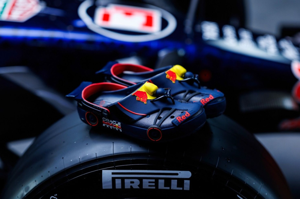 Red Bull craque pour des crocs !