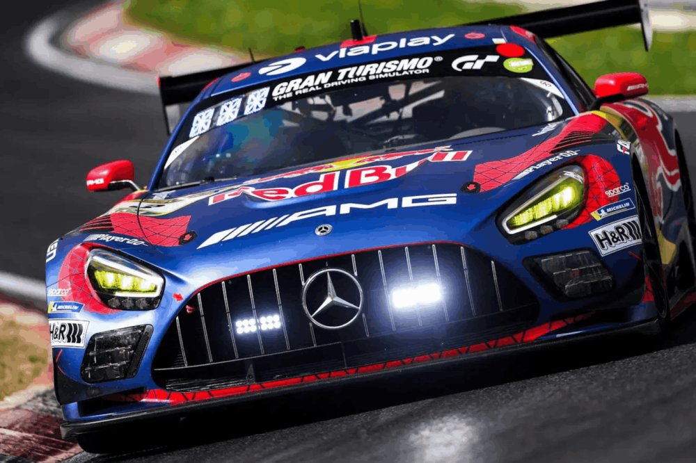 Max Verstappen échoue de peu pour la pole aux 24 Heures du Nürburgring