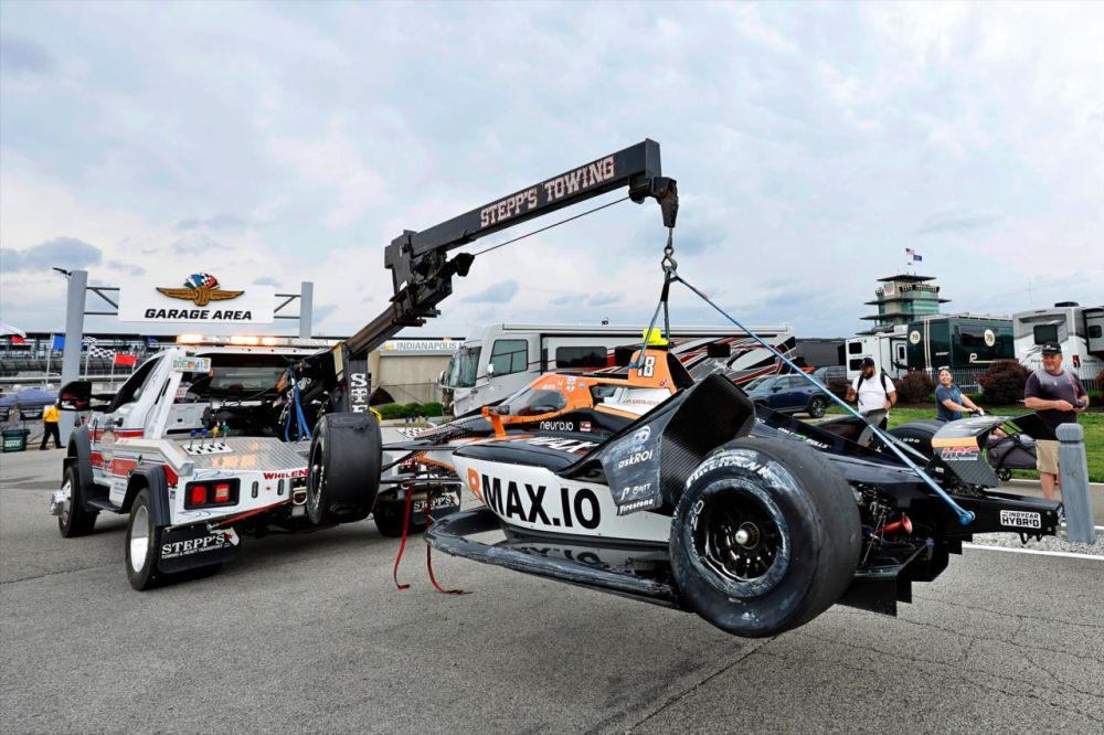 Romain Grosjean victime innocente du gros crash des essais à Indy 500 : Alex Rossi incertain