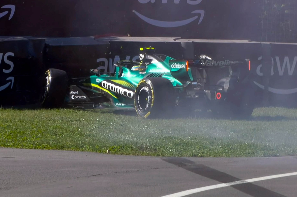 'Je n'étais plus qu'un passager' : Alonso explique son crash en SQ1