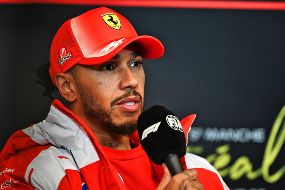 Lewis Hamilton révèle pourquoi il refuse désormais une aide clé chez Ferrari
