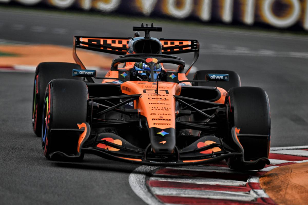 Oscar Piastri envoie un avertissement à McLaren dans la lutte avec Mercedes