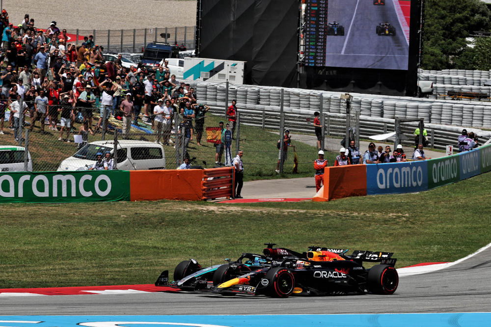 De 11 points de pénalité à 0 : Verstappen tourne la page Russell