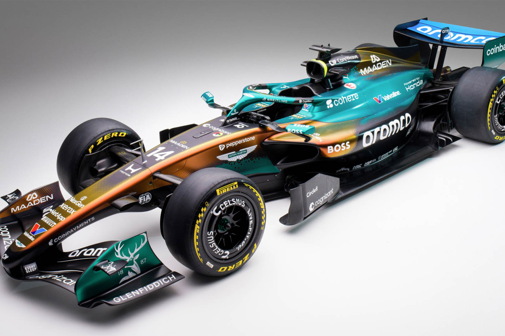 Aston Martin F1 illumine Monaco avec une livrée qui change de couleur !