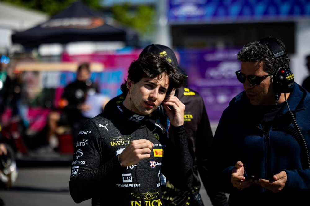 La pole position pour Rafael Câmara (Invicta) en F2, d'un cheveu devant son éternel rival