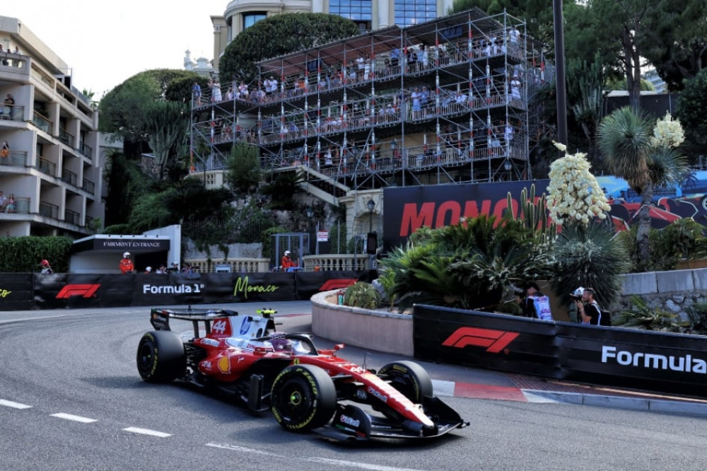 GP de Monaco: Les Ferrari (encore) seules au monde !