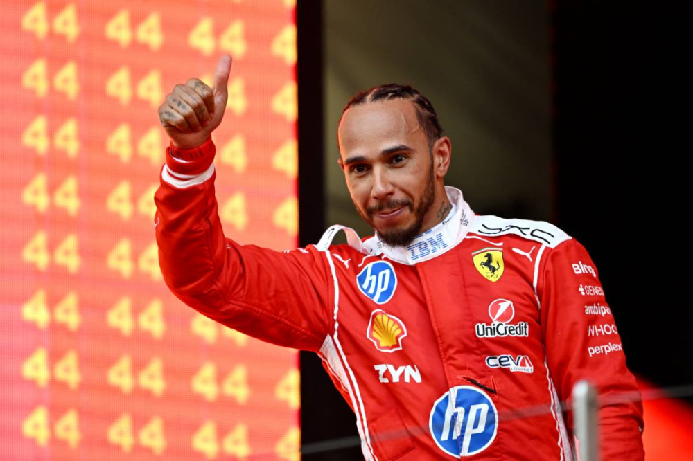 Lewis Hamilton réclame une enquête après une sanction 