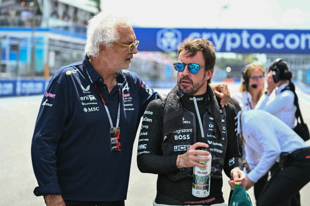 Alonso (encore) de retour chez Alpine ? La drôle de rumeur du paddock de Barcelone