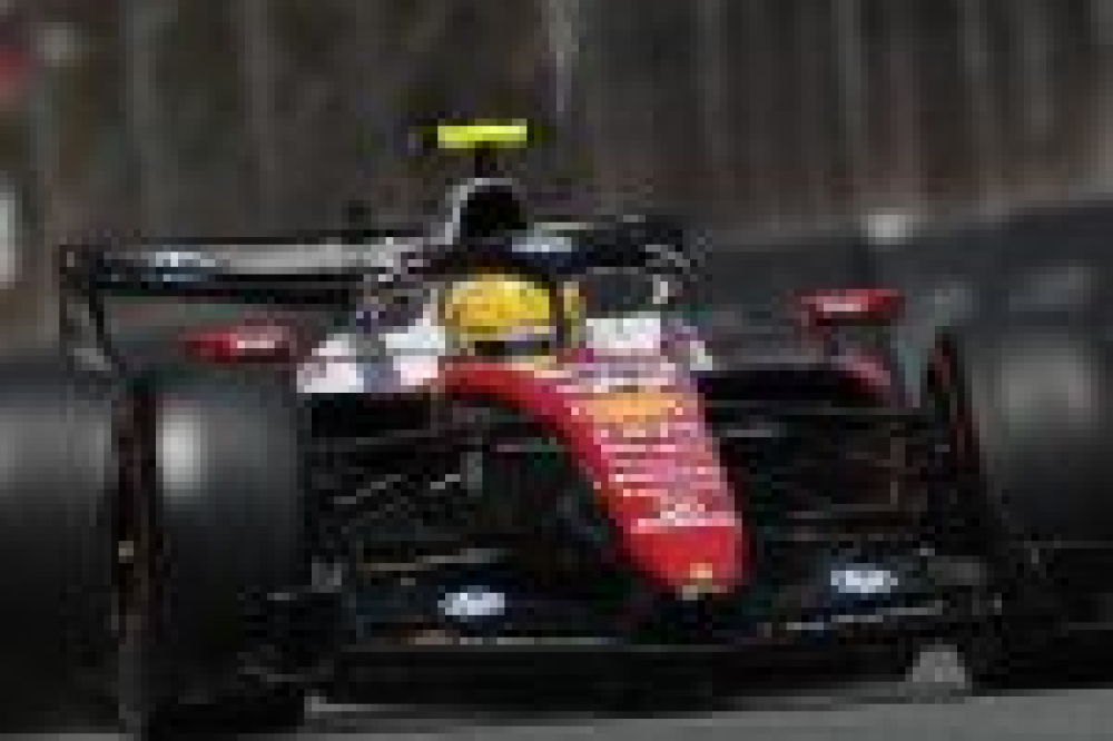 Hamilton offre à Ferrari sa première victoire de la saison à Barcelone