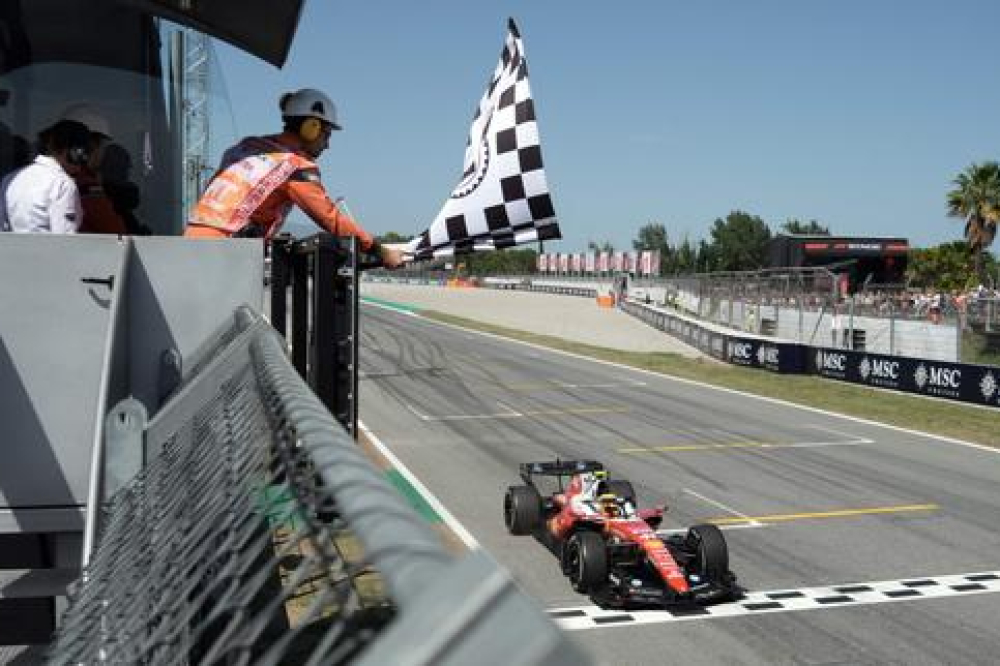 Lewis Hamilton renoue avec la victoire au Grand Prix de Barcelone, son premier succès avec Ferrari