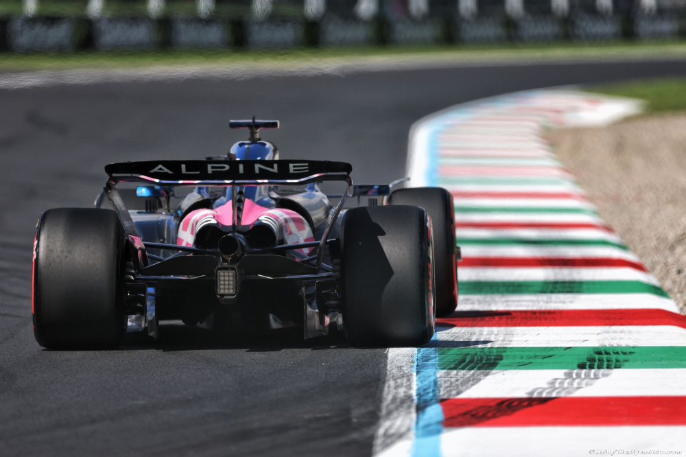 Un accident pour Alpine F1 à Monza, le leader de la F3 s'est sorti à Ascari