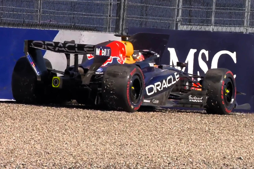 Verstappen ne comprend pas les causes de son accident en Q3, Hadjar frustré par sa 8e place