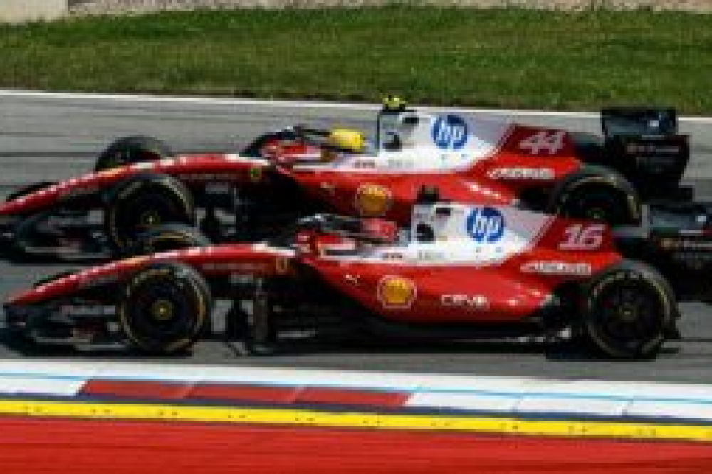 Hamilton redescend sur terre en Autriche après Barcelone