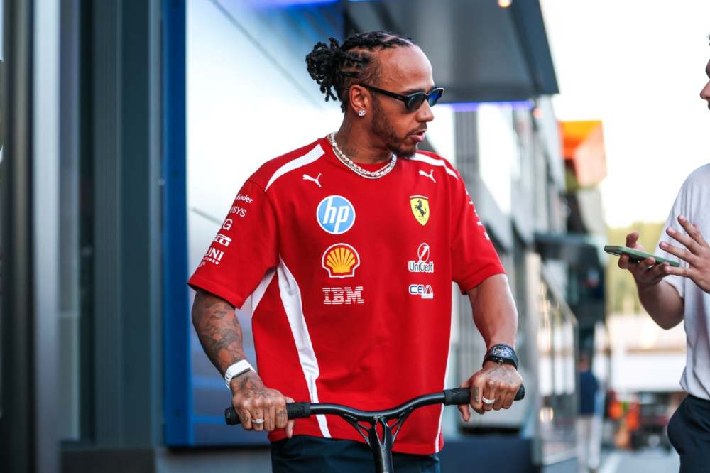 Lewis Hamilton assume la stratégie de Ferrari en Autriche : « L’équipe voulait faire deux arrêts »