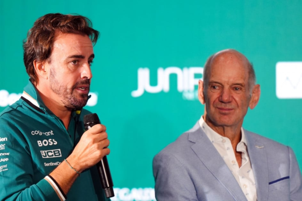 Aston Martin: Newey s’accroche à Alonso