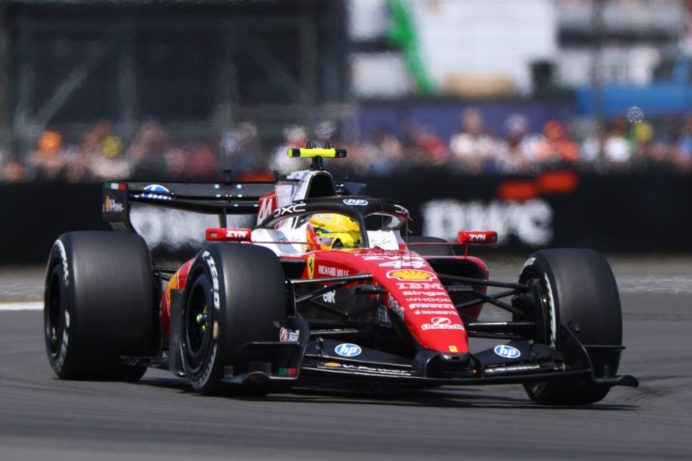 EL1 - Hamilton devant Mercedes, McLaren en difficulté