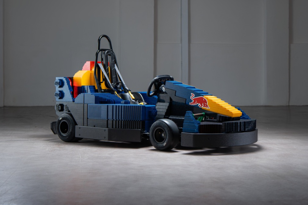 Les pilotes pas nécessairement emballés par la parade en karting Lego