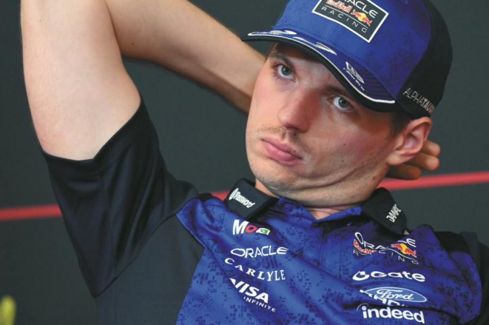 « Nous n'avons pas à ressembler à des clowns » : Max Verstappen peste contre la parade dans des karts Lego