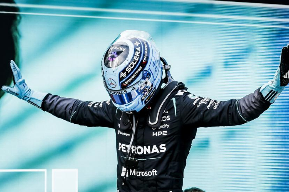 George Russell s'impose au Grand Prix d'Autriche devant Verstappen et Antonelli, les Ferrari déçoivent, Hadjar 6e