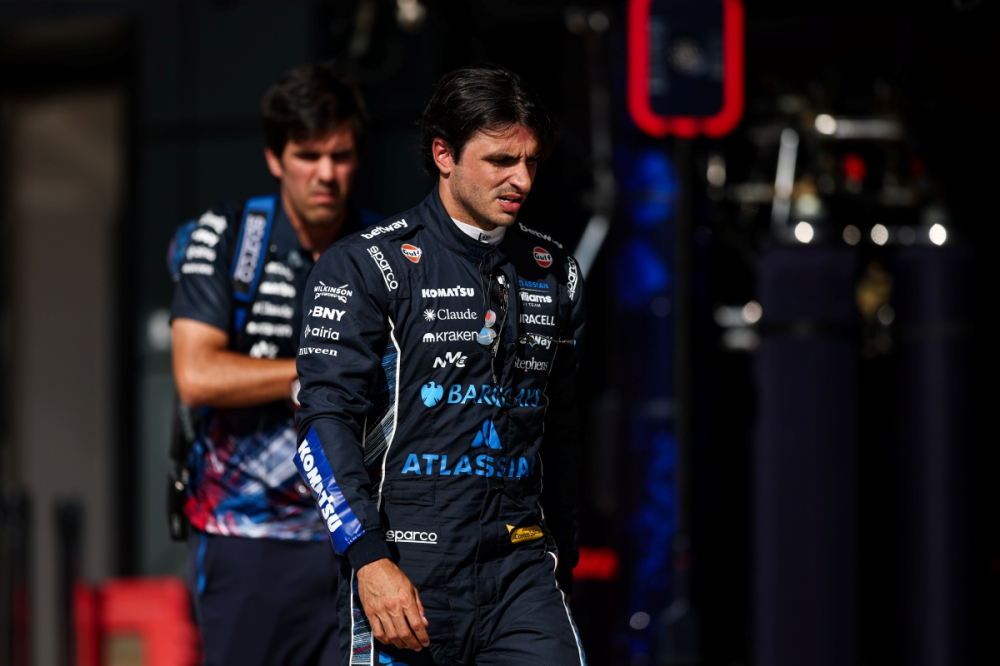 Qu’a fait Carlos Sainz pour être pénalisé d’un tour après l’arrivée du Grand Prix de Grande-Bretagne ?