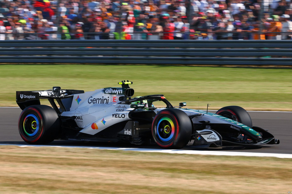 Norris : la MCL40 est l'une des F1 les plus difficiles que j'aie pilotées