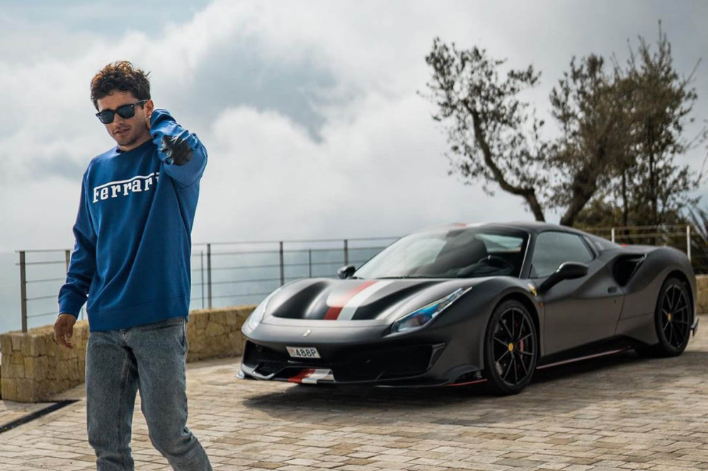 Charles Leclerc investit dans un club de passionnés d'automobiles d'exception