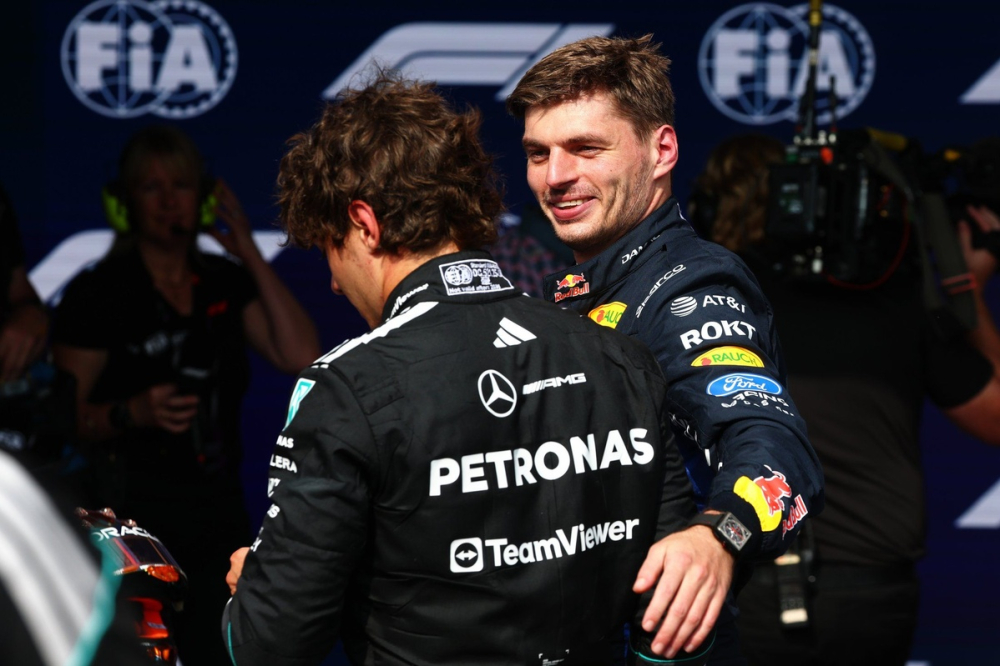 Verstappen salue un Hadjar 