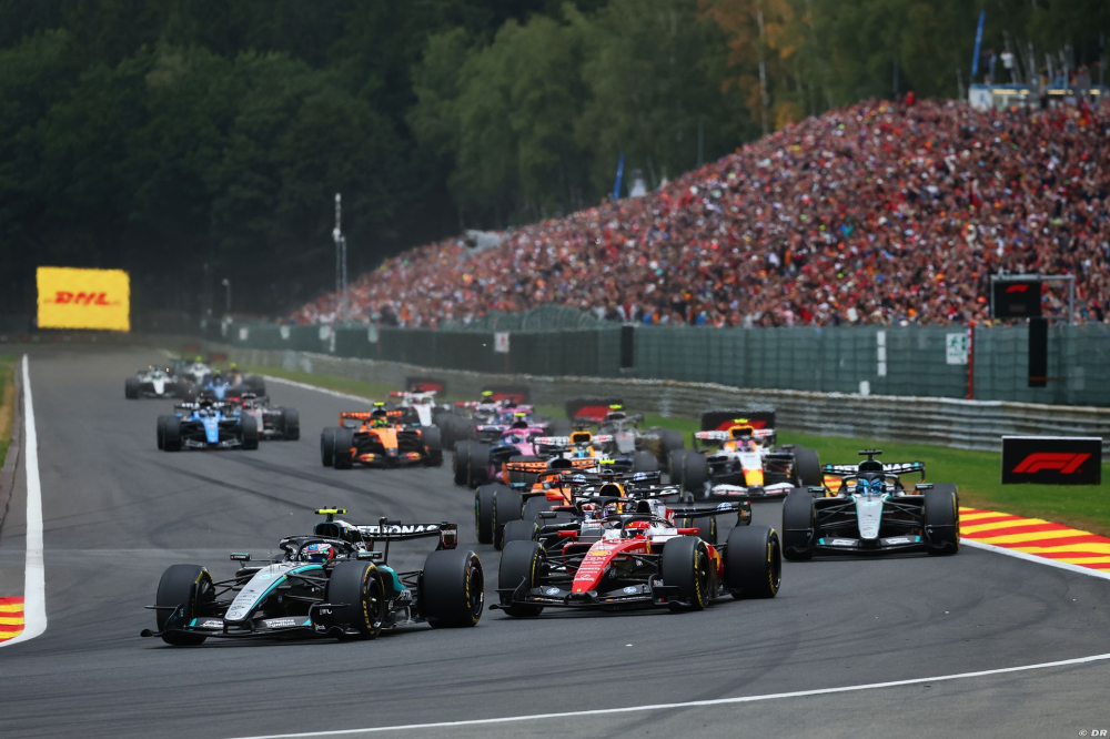 Mercedes F1 révèle les bugs de gestion d'énergie de Russell et Antonelli, des correctifs déployés