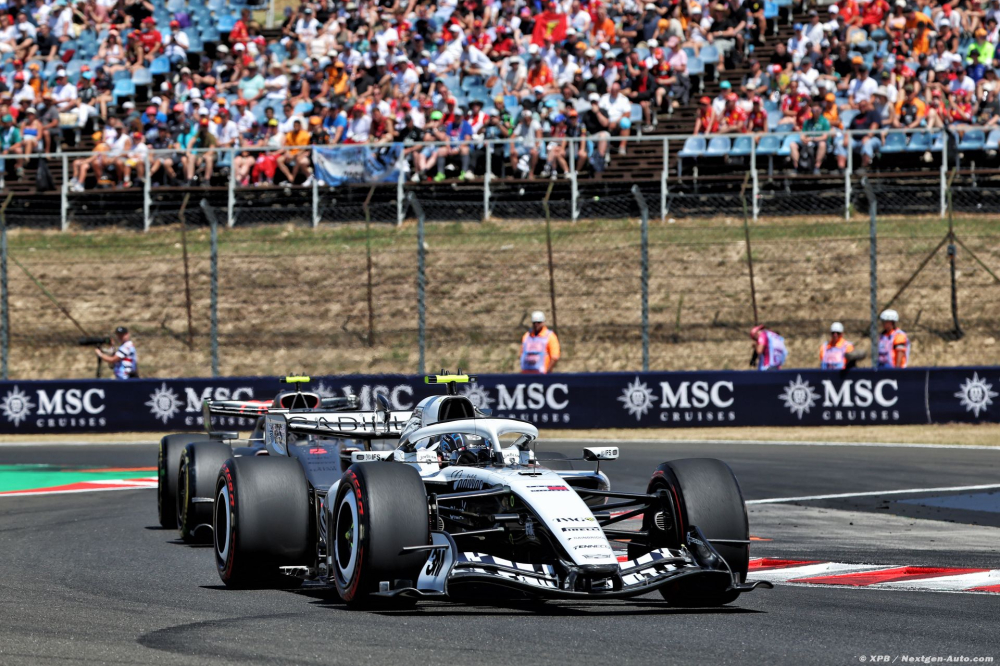 Bottas espère se battre avec Williams F1 en course, Pérez est 'très déçu'