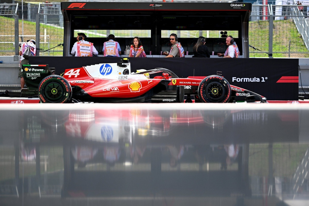 Hamilton ne comprend pas pourquoi Ferrari l'a arrêté en fin de course