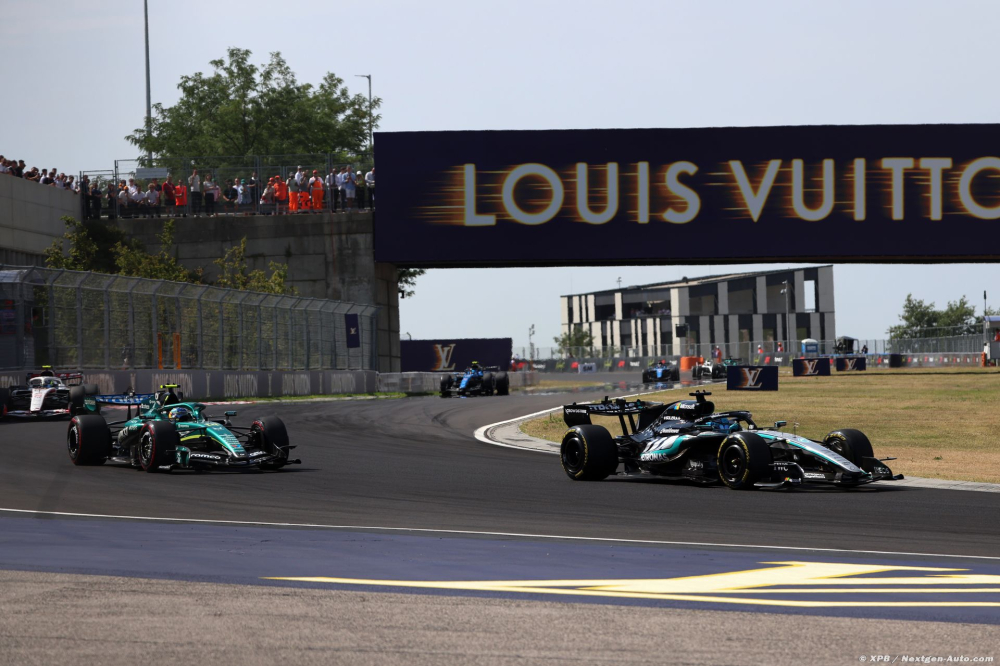 Russell encore victime de sa Mercedes, Wolff dénonce une série noire