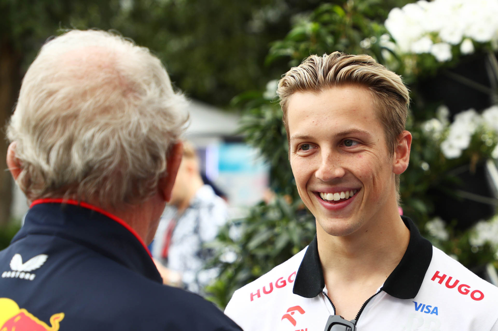 De l'incertitude à la F1 en quelques heures : Lawson a défié Marko… puis son téléphone a sonné