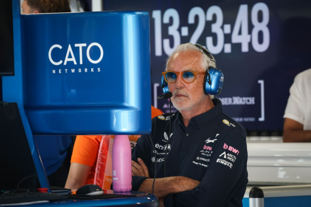 Alpine a « tout pour gagner », mais Flavio Briatore ne « comprend pas pourquoi » elle ne gagne pas