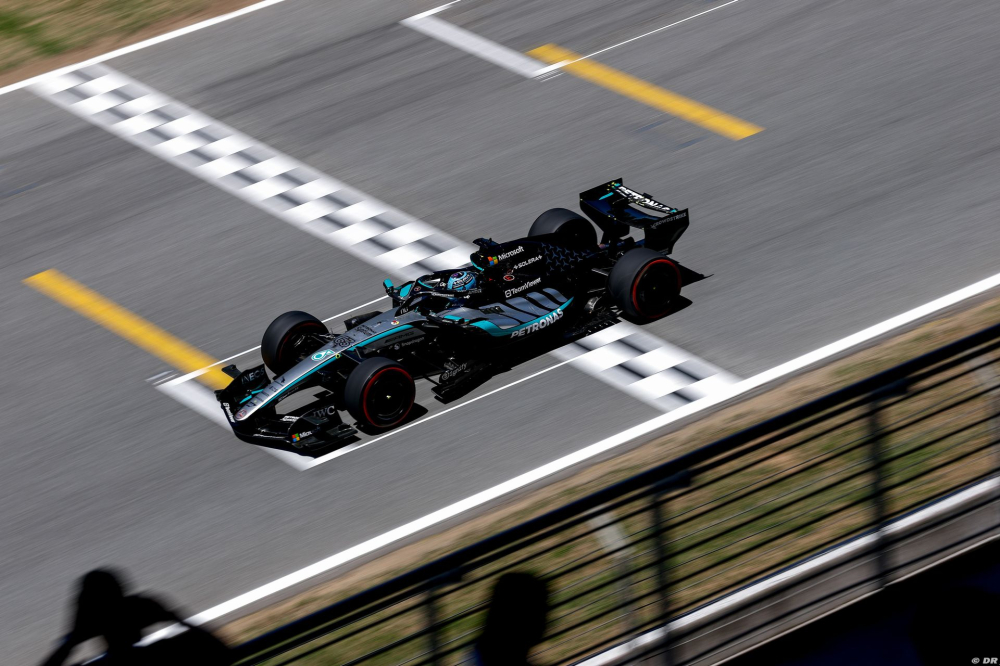 Pourquoi Mercedes F1 doit renoncer à l'aileron Macarena sur sa W17