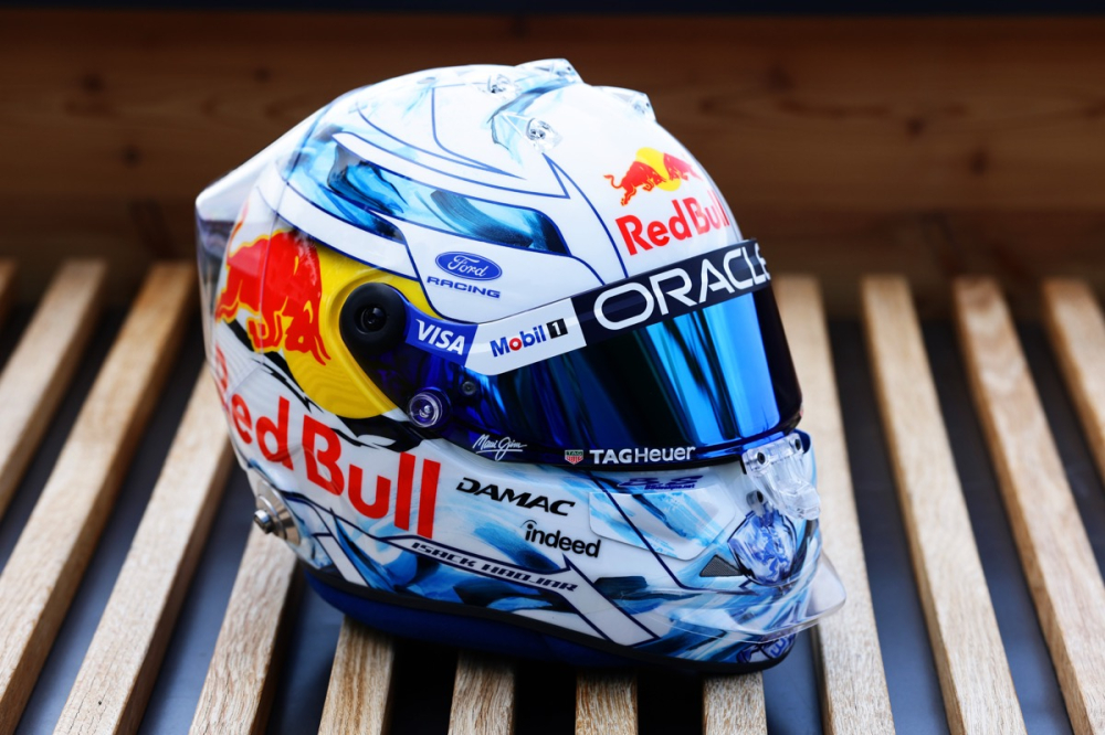 Isack Hadjar dévoile un casque spécial pour le GP des Pays-Bas