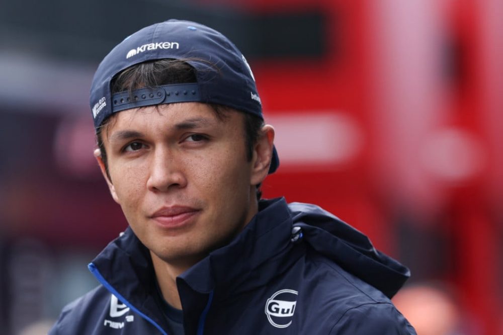 Albon va continuer avec Williams